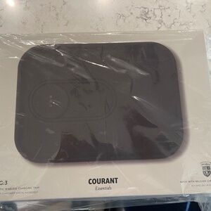 Courant Essentials Mag:3 Wireless Charging Tray (NEW and SEALED in box)